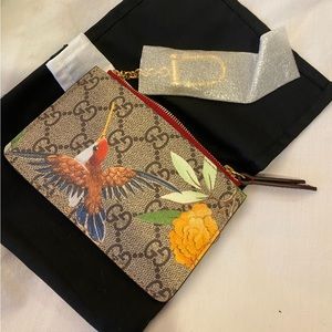 GUCCI GG Supreme Monogram Tian Print Key Case